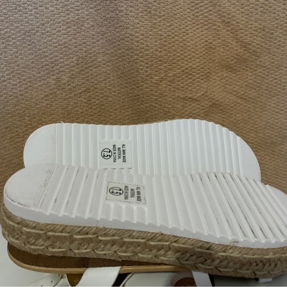 SOLD - Picture 3 of 5